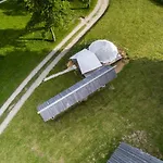 בית חווה Puzman Farm Glamping *