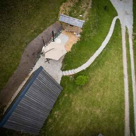 Alloggio per agriturismo Puzman Farm Glamping Radovljica