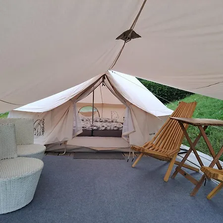 Alloggio per agriturismo Puzman Farm Glamping Radovljica