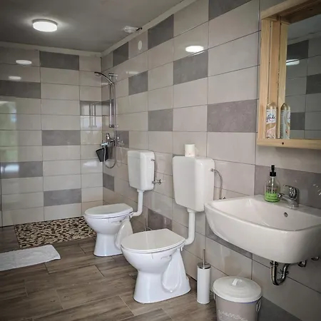 Puzman Farm Glamping * Radovljica