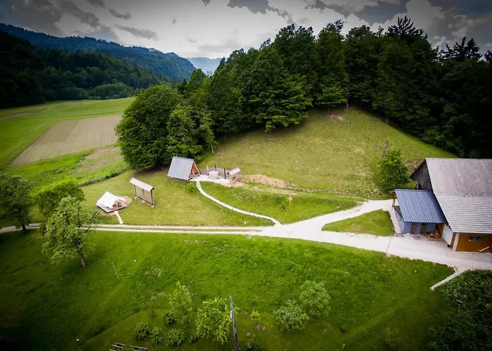 Vakantieboerderij Puzman Farm Glamping Radovljica