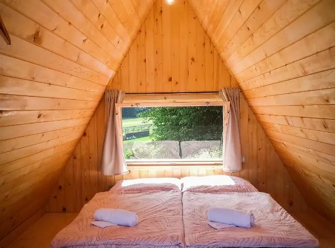 Vakantieboerderij Puzman Farm Glamping Radovljica