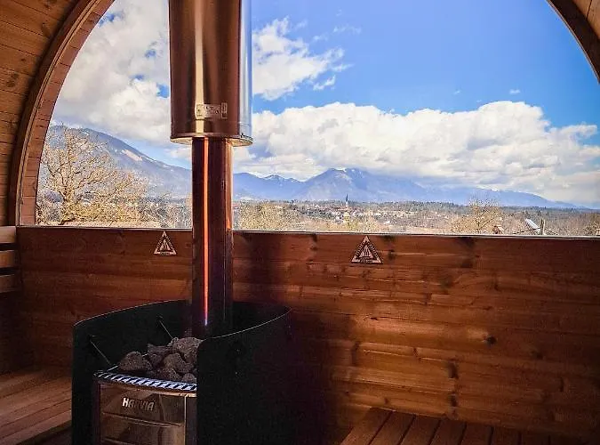 Alloggio per agriturismo Puzman Farm Glamping Radovljica